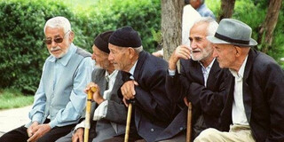 جهان پیرتر شده، ایران هم/ ۲۰ سال دیگر، یک سوم جمعیت ایران در سن کار نیستند