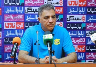 سرمربی صنعت نفت: نظر خاصی در مورد پرسپولیس نداریم/ «بیت‌سعید» قطعا به بازی نمی‌رسد