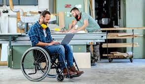 قانون سه درصد استخدام معلولین از سوی دستگاه‌های اجرایی لرستان رعایت شود