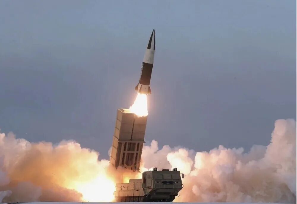 شلیک چهار موشک هدایت شونده توسط آمریکا و کره‌جنوبی 