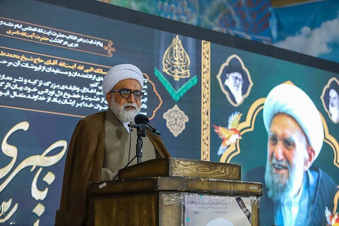 تولیت آستان قدس رضوی: لزوم آگاه سازی نسل جوان نسبت به شرایط تاریک و ذلتبار کشور در دوران پیش از انقلاب مروی