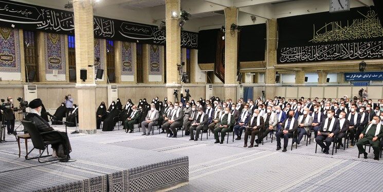 بازخوانی سخنان رهبر معظم انقلاب؛ دام‌های گسترده پیش پای قهرمانان ملی/ حنای بی رنگ فدراسیون‌های بین‌المللی ورزشی 