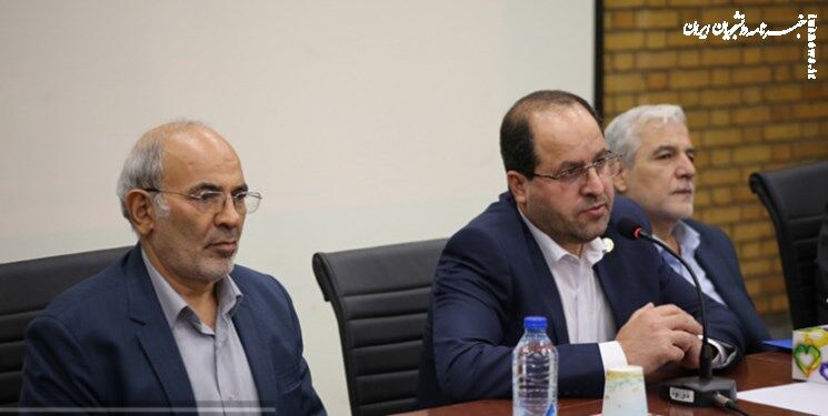 آنچه در ۲ نشست رئیس دانشگاه تهران با طیف‌های مختلف دانشجویی گذشت