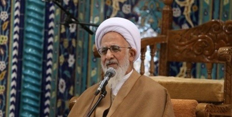 آیت‌الله جوادی آملی: استقامت ایران بزرگ اسلامی سهم ستودنی در تمامیت ارضی کشور دارد