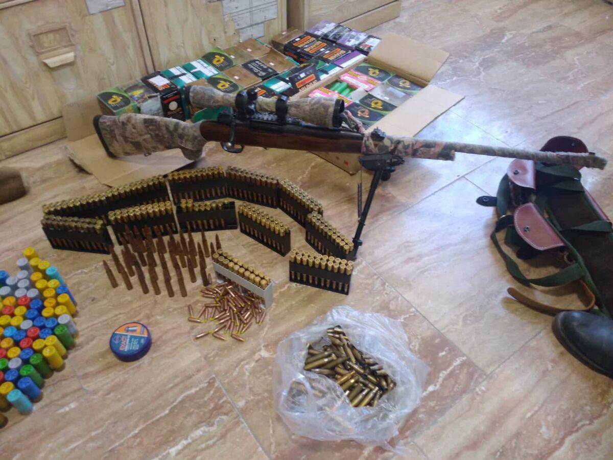 کشف سلاح و مهمات جنگی در خمین