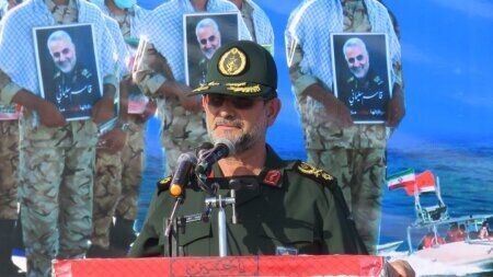 فرمانده نیروی دریایی سپاه : ریشه صدور تهدید را در مبدا می خشکانیم