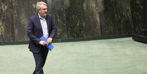 مجلس دوباره به فاطمی‌امین اعتماد کرد
