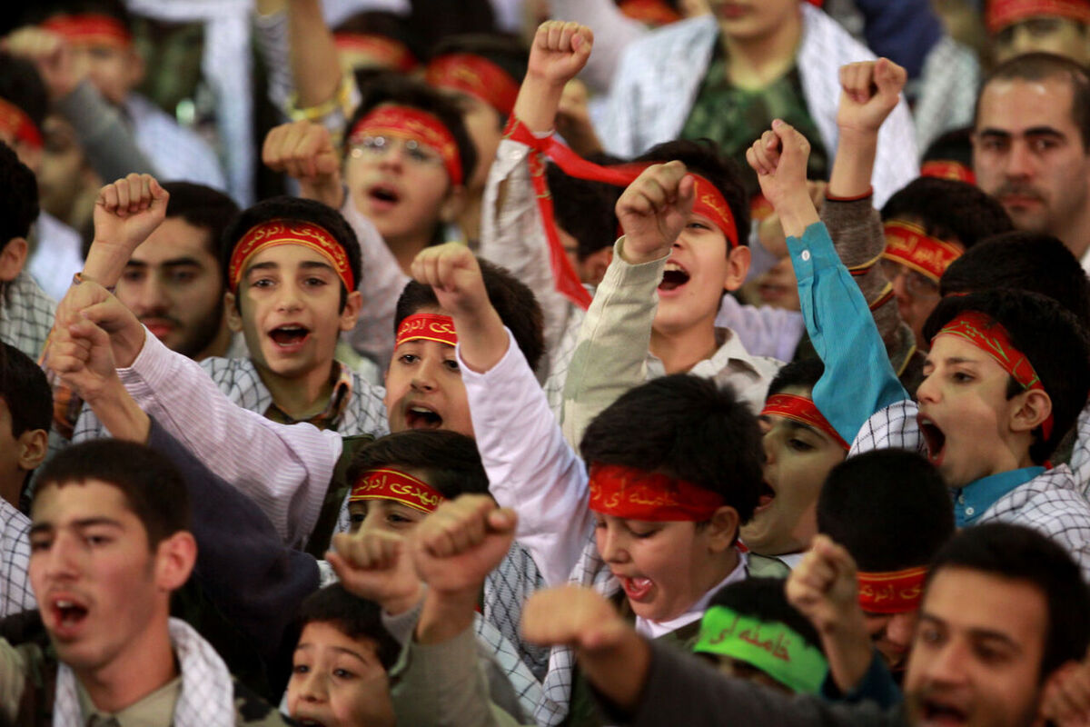 هفته دانش آموز، فرصتی برای آگاه سازی نسل جدید از اهداف انقلاب اسلامی