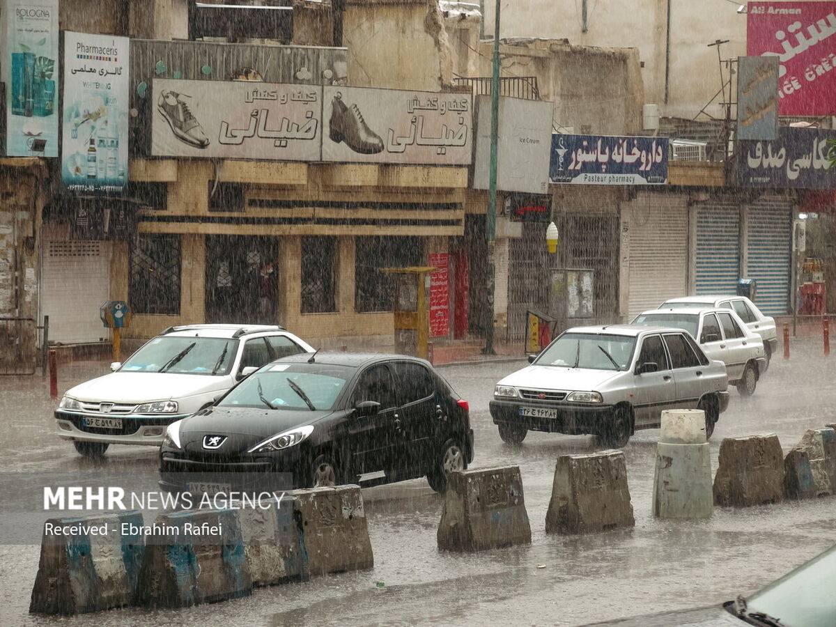 سامانه بارشی وارد استان فارس شد