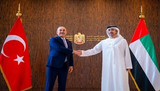 وزیر خارجه امارات در ابوظبی میزبان همتای ترکیه‌ای خود بود