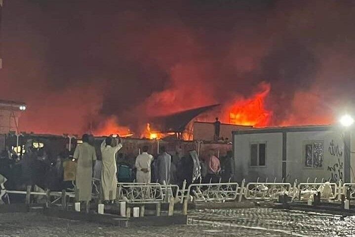 آتش سوزی در مرکز بغداد/ ۱۰ نفر مفقود شدند