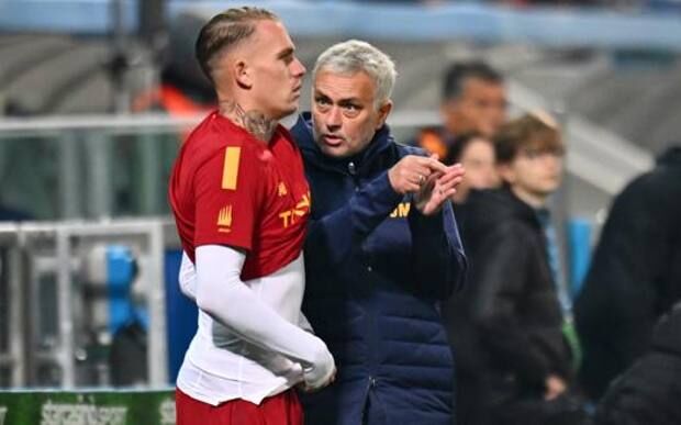 هواداران رم: کارسدروپ برود، ما با ژوزه هستیم