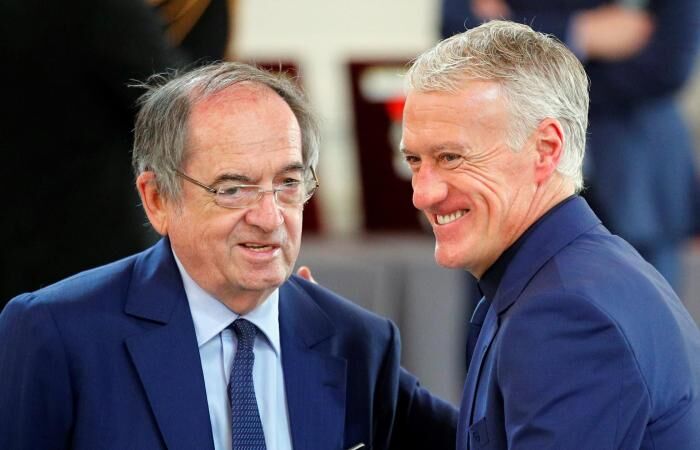 شرط رئیس فدراسیون فوتبال فرانسه برای ادامه کار دشان