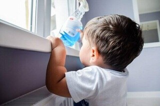 علائم مسمومیت کودکان چیست؟