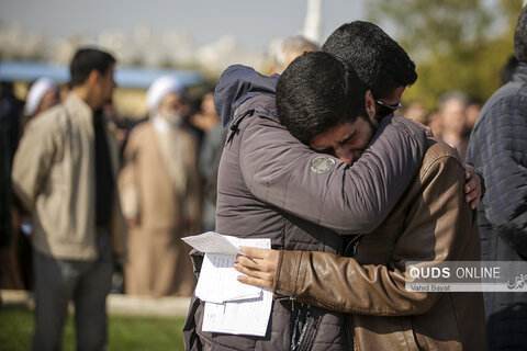 وداع دانشجویان دانشگاه فردوسی مشهد با پیکر ۲ دانشجوی شهید حافظ امنیت در مشهد