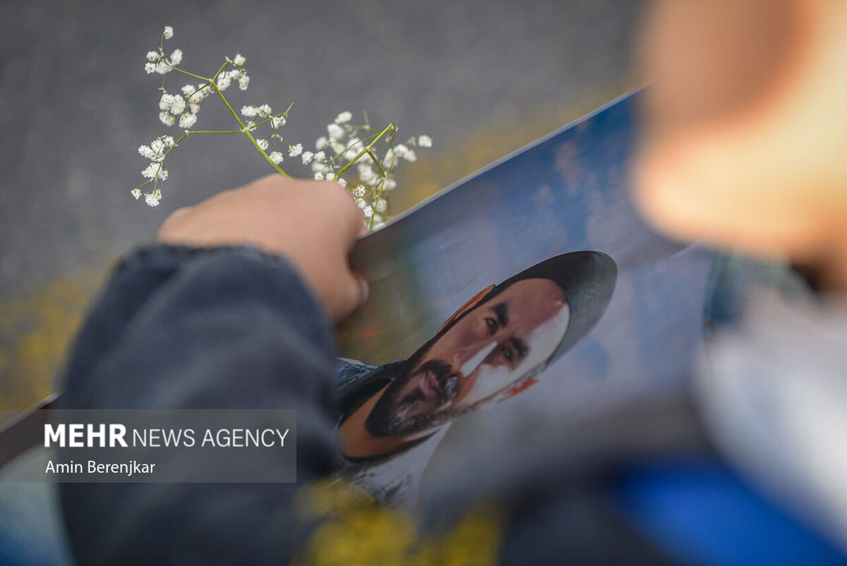 پیکر مطهر شهید مدافع امنیت در شهر بیضا به خاک سپرده شد