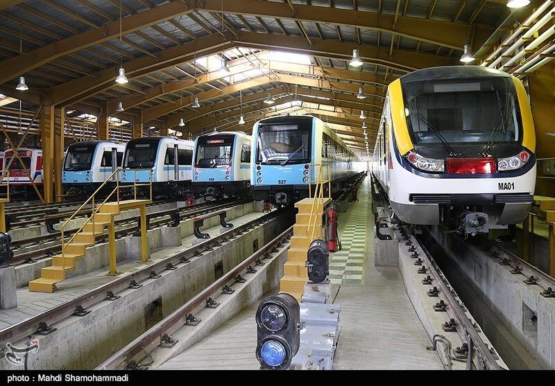 استقبال شهروندان تهرانی از پرداخت پول بیشتر در مترو!