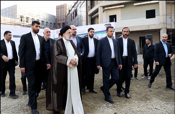 روایت سفر رئیس جمهور به اسلامشهر/ از بازدید پروژههای عمرانی تا دیدار بیواسطه با مردم