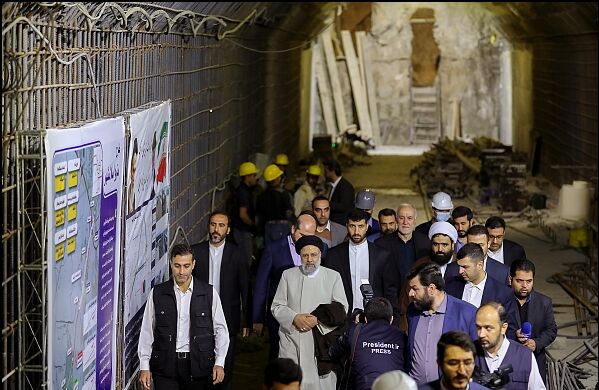 روایت سفر رئیس جمهور به اسلامشهر/ از بازدید پروژه‌های عمرانی تا دیدار بی‌واسطه با مردم