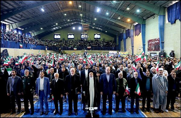 روایت سفر رئیس جمهور به اسلامشهر/ از بازدید پروژههای عمرانی تا دیدار بیواسطه با مردم