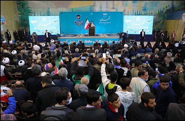 روایت سفر رئیس جمهور به اسلامشهر/ از بازدید پروژههای عمرانی تا دیدار بیواسطه با مردم