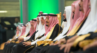کاربران عربستانی: وقت آن رسیده که آل سعود را بیرون کنیم