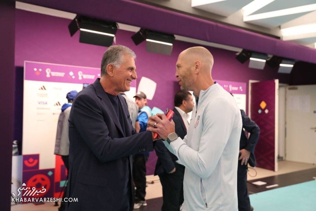 عکس| خوش و بش جالب کیروش با سرمربی آمریکا