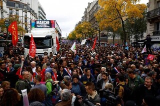 فراخوان اتحادیه‌های صنفی پزشکان در فرانسه برای اعتصاب