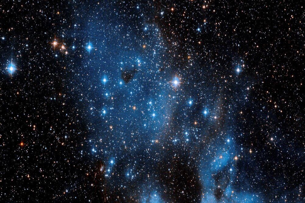 تصویر هابل از یک خوشه ستاره‌ای باز در کهکشان همسایه