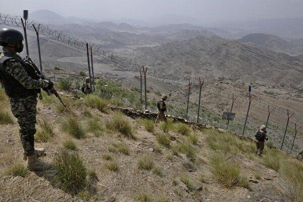 ۳ پلیس پاکستان نزدیک مرز با افغانستان کشته شدند