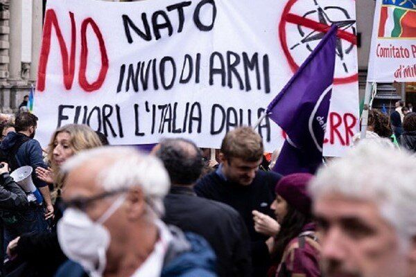 تظاهرات در ایتالیا در اعتراض به ارسال سلاح به اوکراین