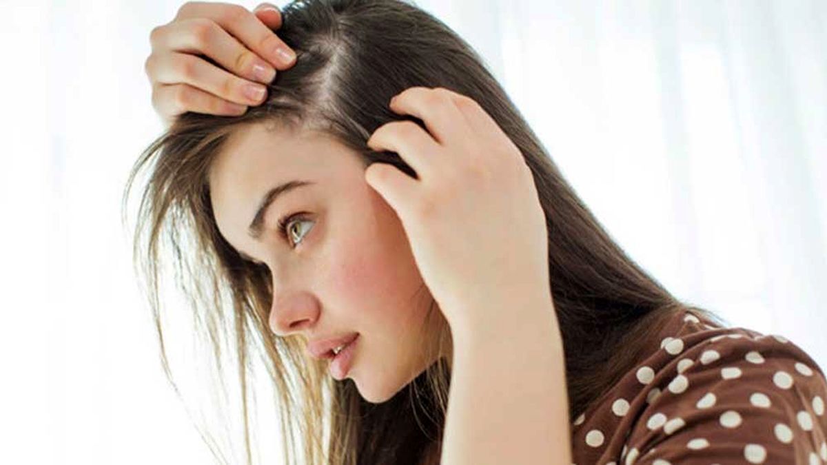 مهمترین دلایل ریزش مو در خانم‌ها چیست؟