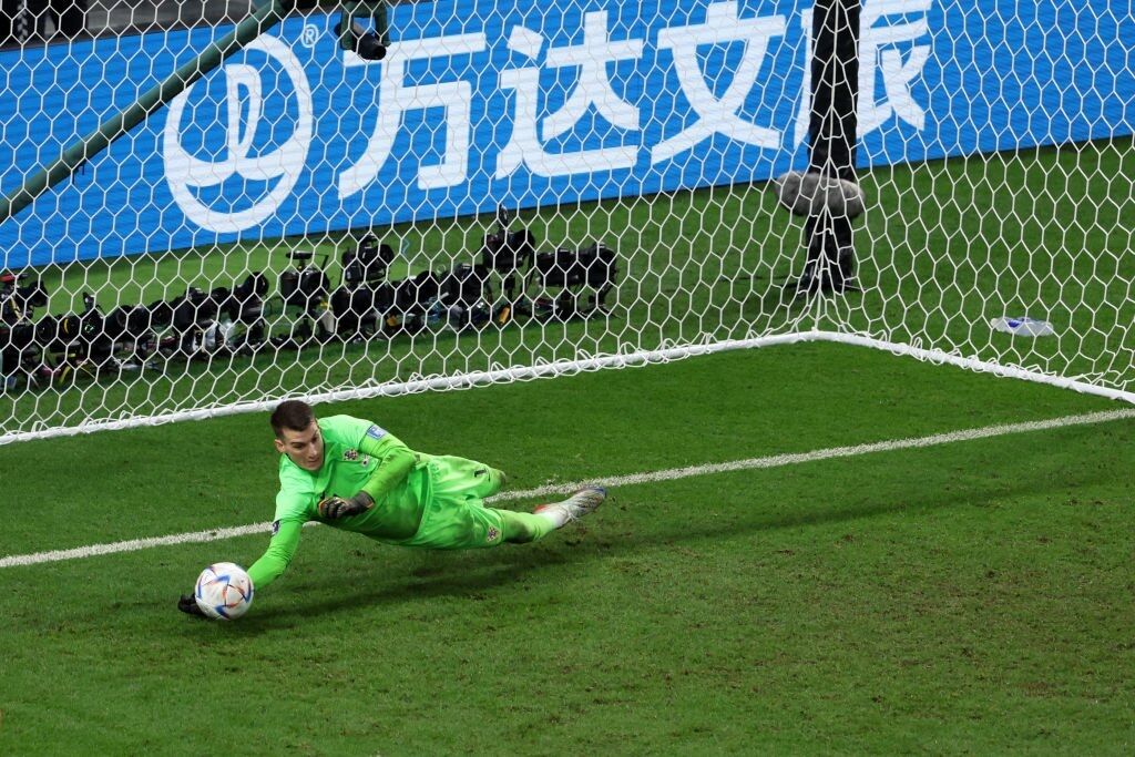 این دستان جادویی ژاپن را حذف کرد!