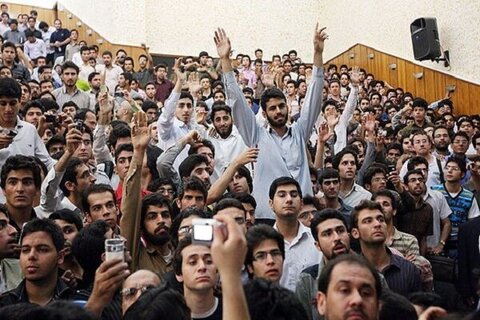 دانشجو، امید آفرین و انگیزه بخش است