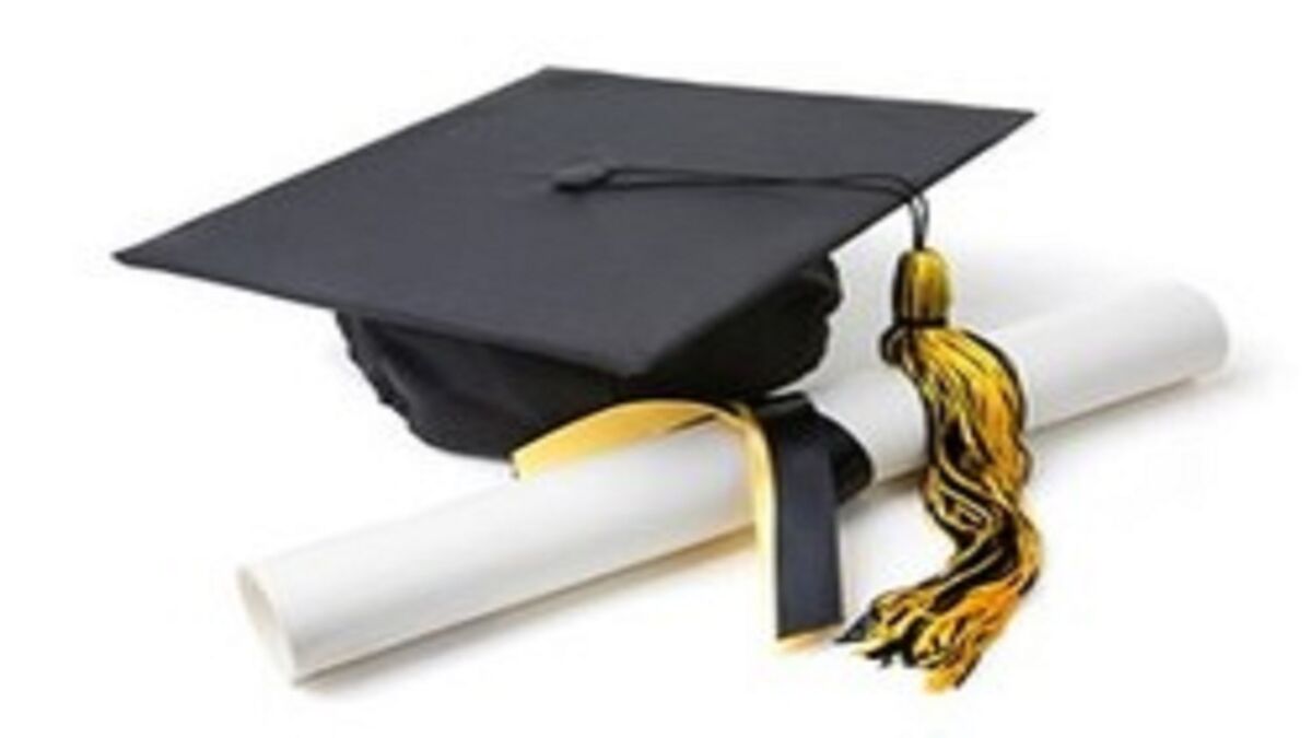 پیام وزیر علوم در روز دانشجو/ اعتماد به جامعه‌ دانشگاهی اولویت نظام جمهوری اسلامی است