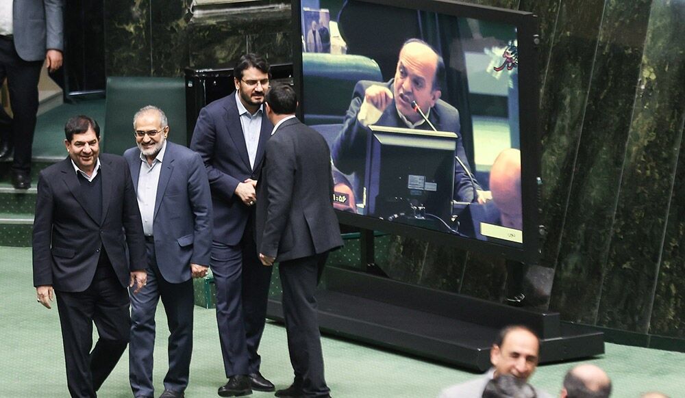 مجلس به وزیر جوان رای اعتماد داد/ بذرپاش وزیر راه و شهرسازی شد