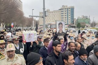 سرباز شهید معین قدمیاری در زبرخان تشیع و تدفین شد