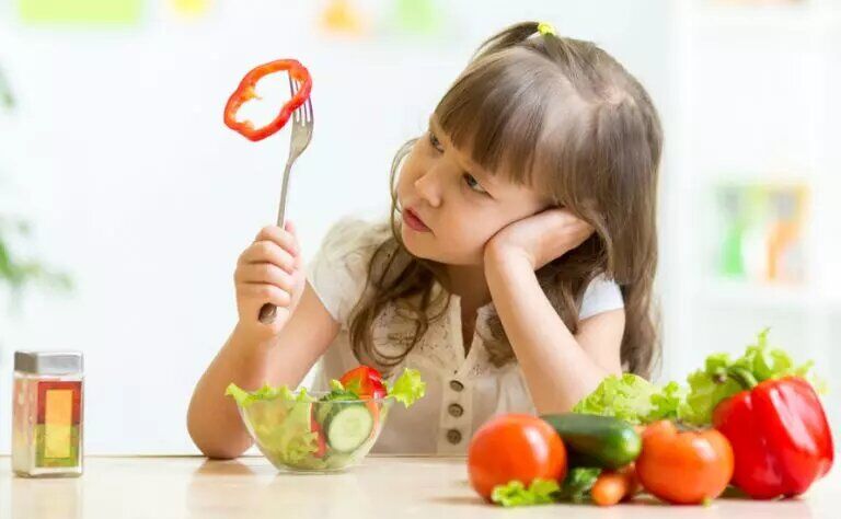 ۱۰ ماده غذایی مقوی برای رشد کودکان