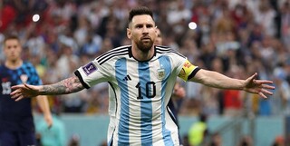 گلر آرژانتین: مسی تا ۵۰ سالگی هم می‌تواند بازی کند