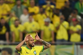 رسوایی جنجالی نیمار یک هفته پس از حذف تلخ/اقدام غیرفوتبالی ستاره برزیلی‌ لو رفت!