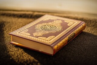هشتمین جلسه تلاوت و استماع قرآن همراه با یاد حاج قاسم سلیمانی