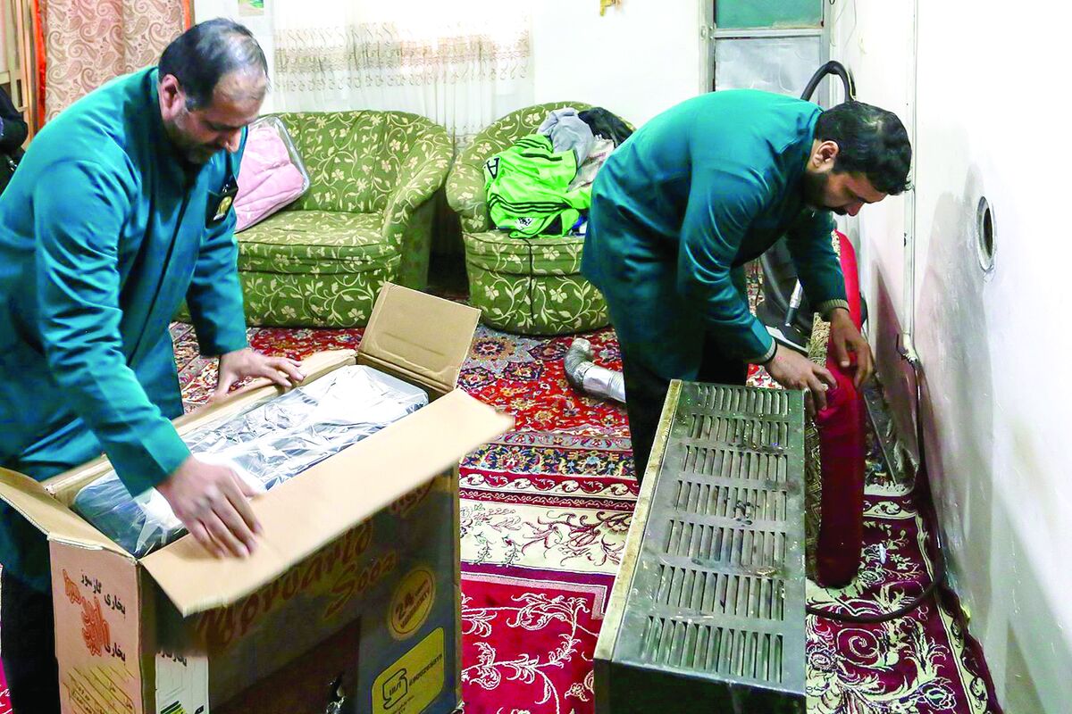 گزارشی از حضور خادمان حرم در یکی از مناطق حاشیه شهر مشهد