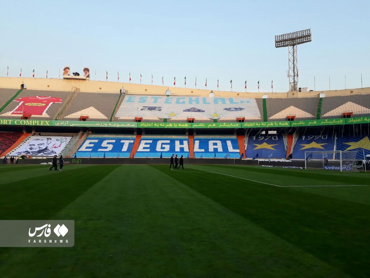 لحظه به لحظه با حواشی دربی| استقلال ترکیبش را تغییر داد!/ بیرانوند با گارد صورت در زمین