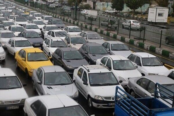 ترافیک فوق سنگین درآزادراه تهران- کرج - قزوین