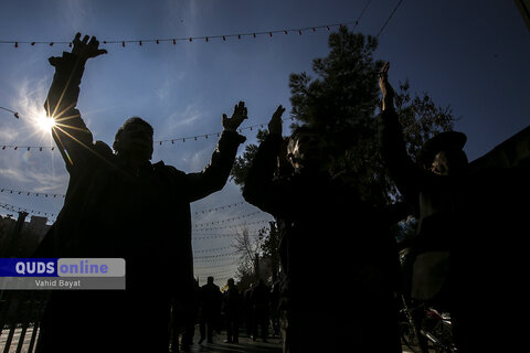 گزارش تصویری I دسته های عزای فاطمی به سمت حرم مطهر رضوی