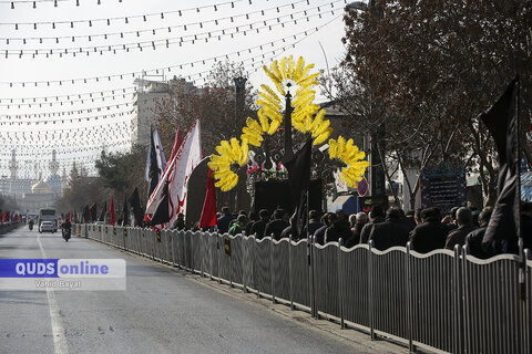 گزارش تصویری I دسته های عزای فاطمی به سمت حرم مطهر رضوی