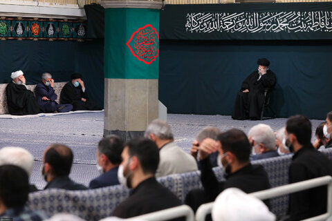 گزارش تصویری I  مراسم عزاداری حضرت فاطمه‌زهرا سلام‌الله‌علیها با حضور مقام معظم رهبری