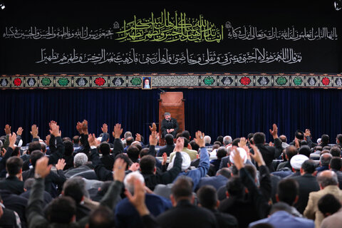 گزارش تصویری I  مراسم عزاداری حضرت فاطمه‌زهرا سلام‌الله‌علیها با حضور مقام معظم رهبری