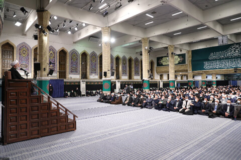 گزارش تصویری I  مراسم عزاداری حضرت فاطمه‌زهرا سلام‌الله‌علیها با حضور مقام معظم رهبری