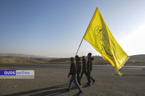 گزارش تصویری |  زائران پیاده عراقی در راه مشهد